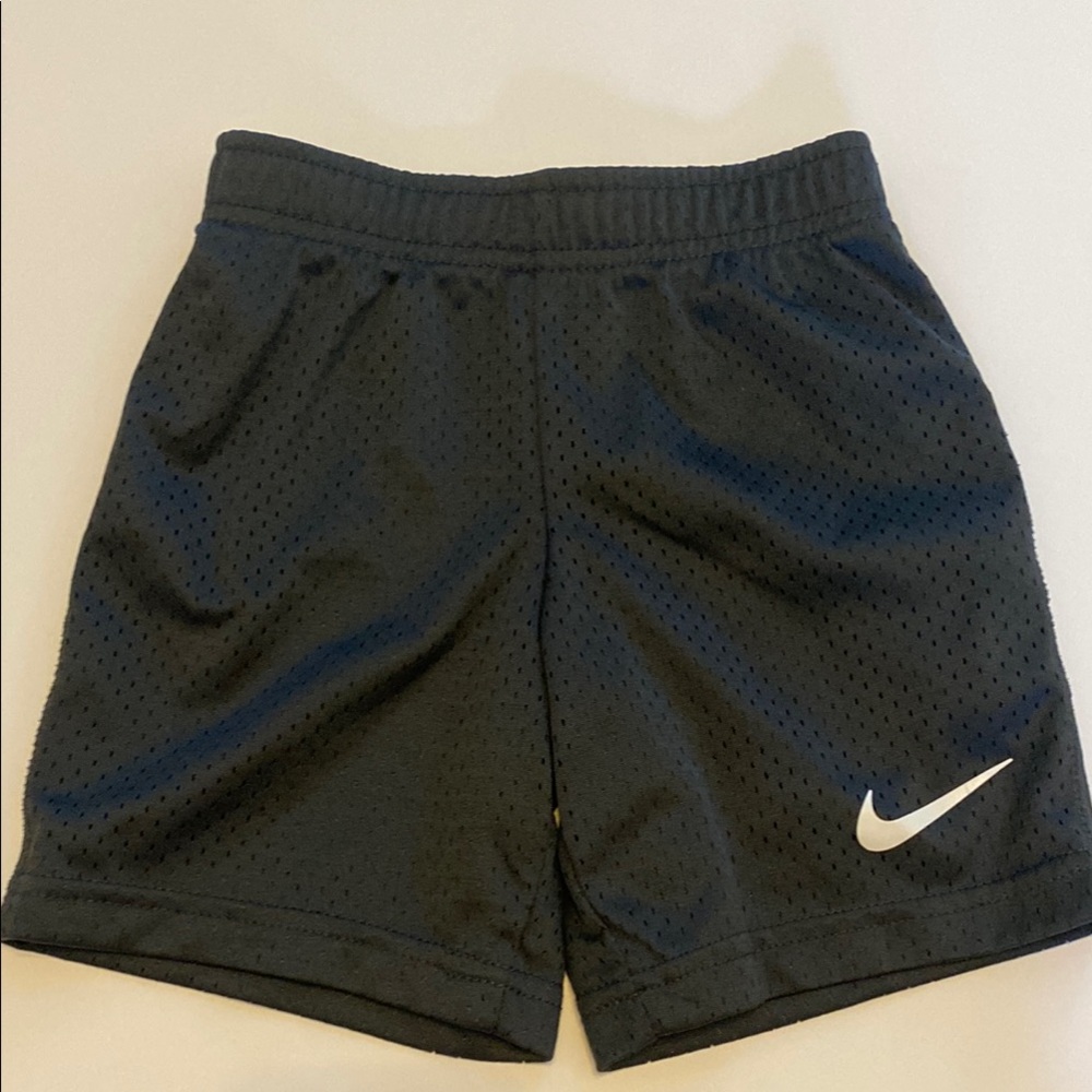 Nike Kids XS (3-4yrs) Dark Gray Athletic Shorts